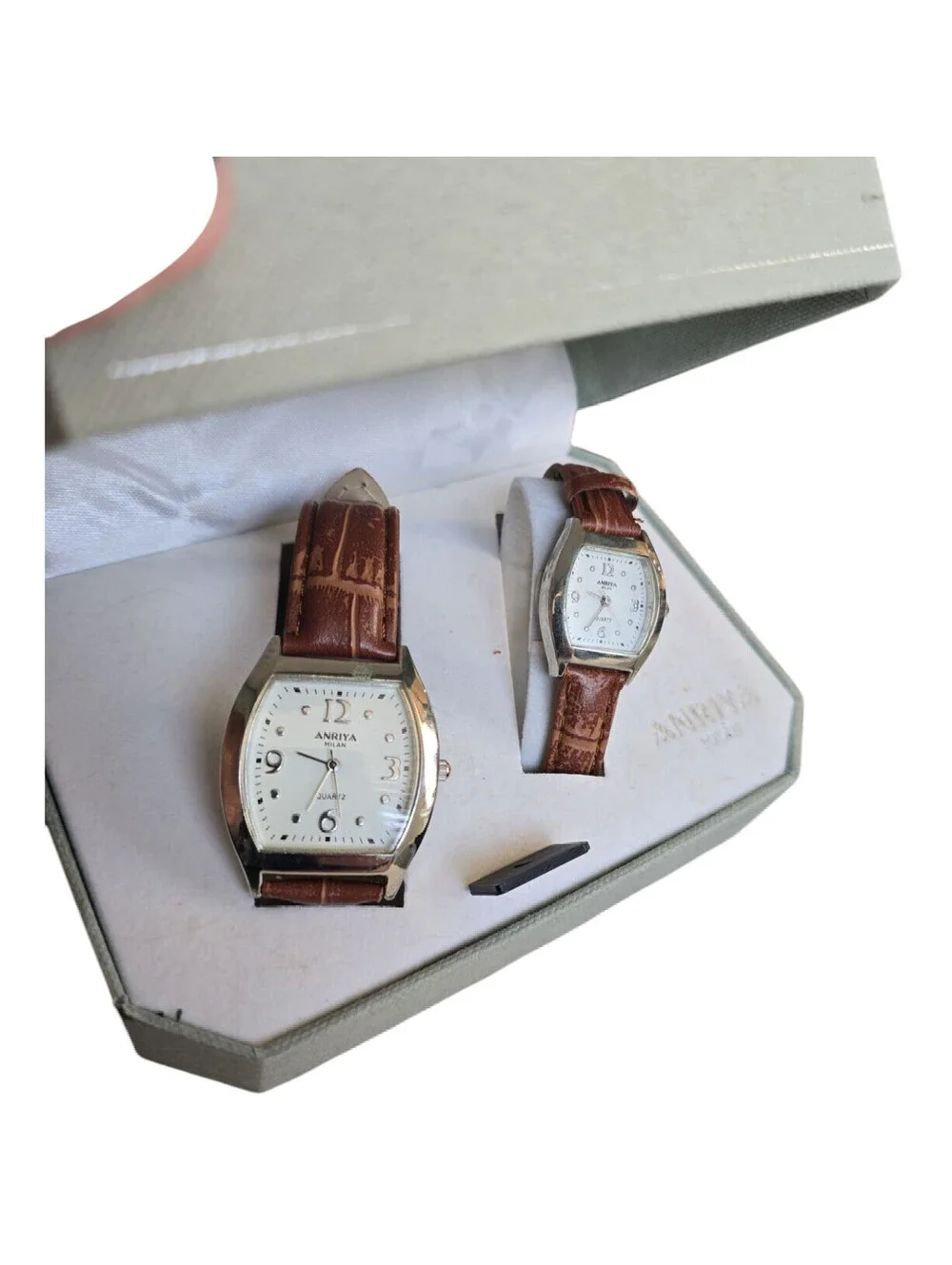 Anriya Milan Mens Womens Matching Watch Set Brown Leather Bands Vintage